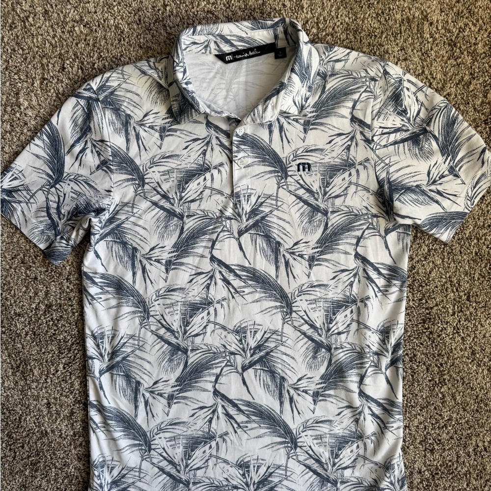 Men’s Travis Matthew golf shirt